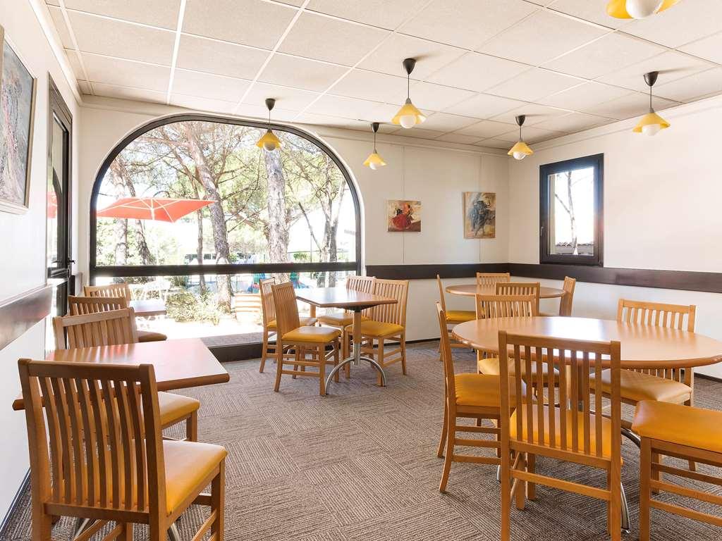 Ace Hotel Travel Fabregues - A9 Montpellier Sud Restoran gambar